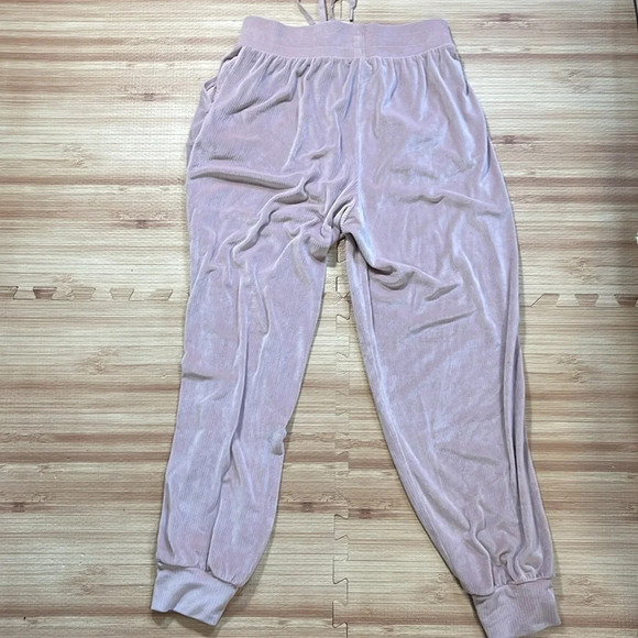 Victoria's Secret On Point Blush Velour Jogger Pants Women's Size Small - Picture 2 of 6